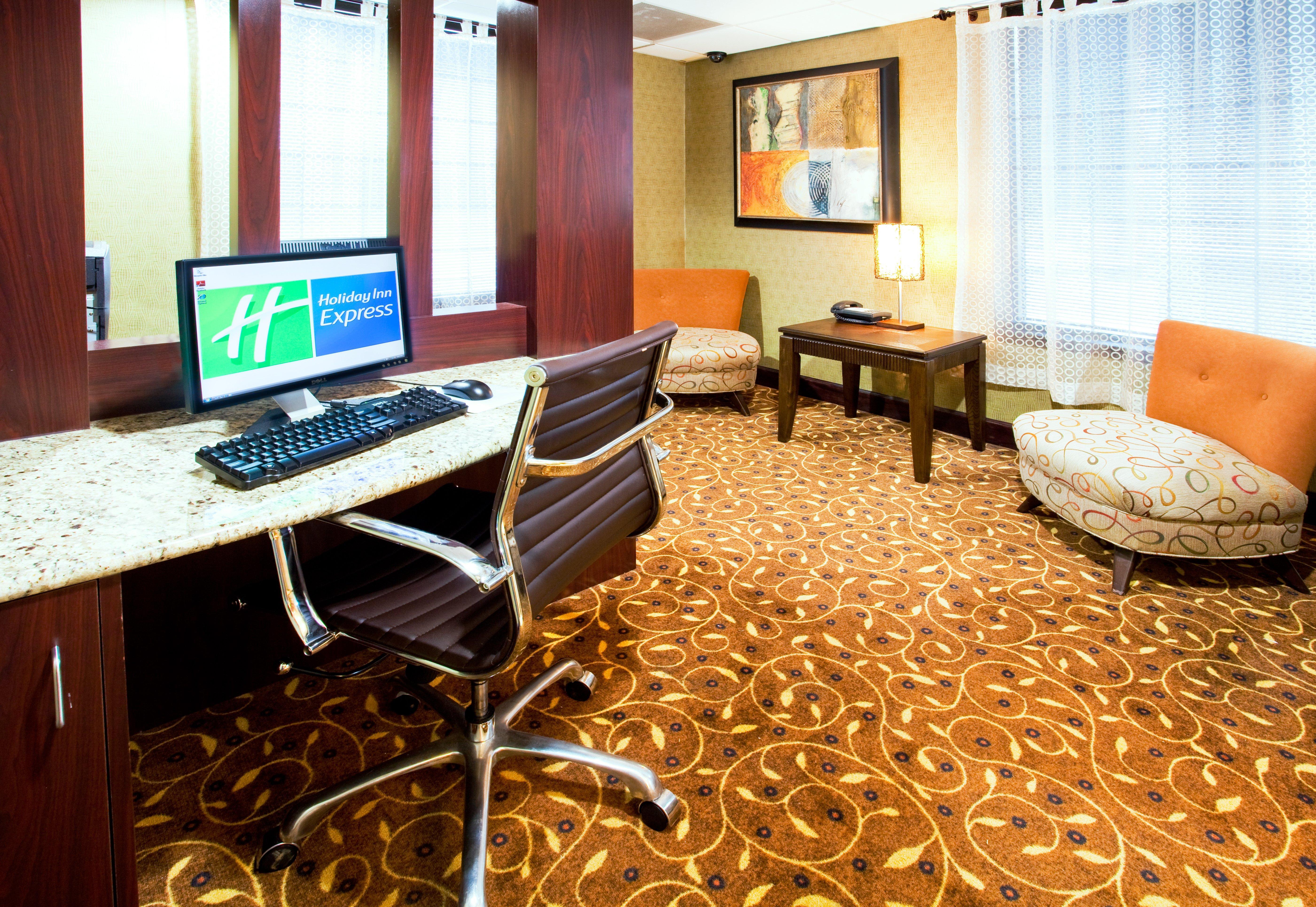 Holiday Inn Express Winston-Salem Medical Ctr Area Exterior photo